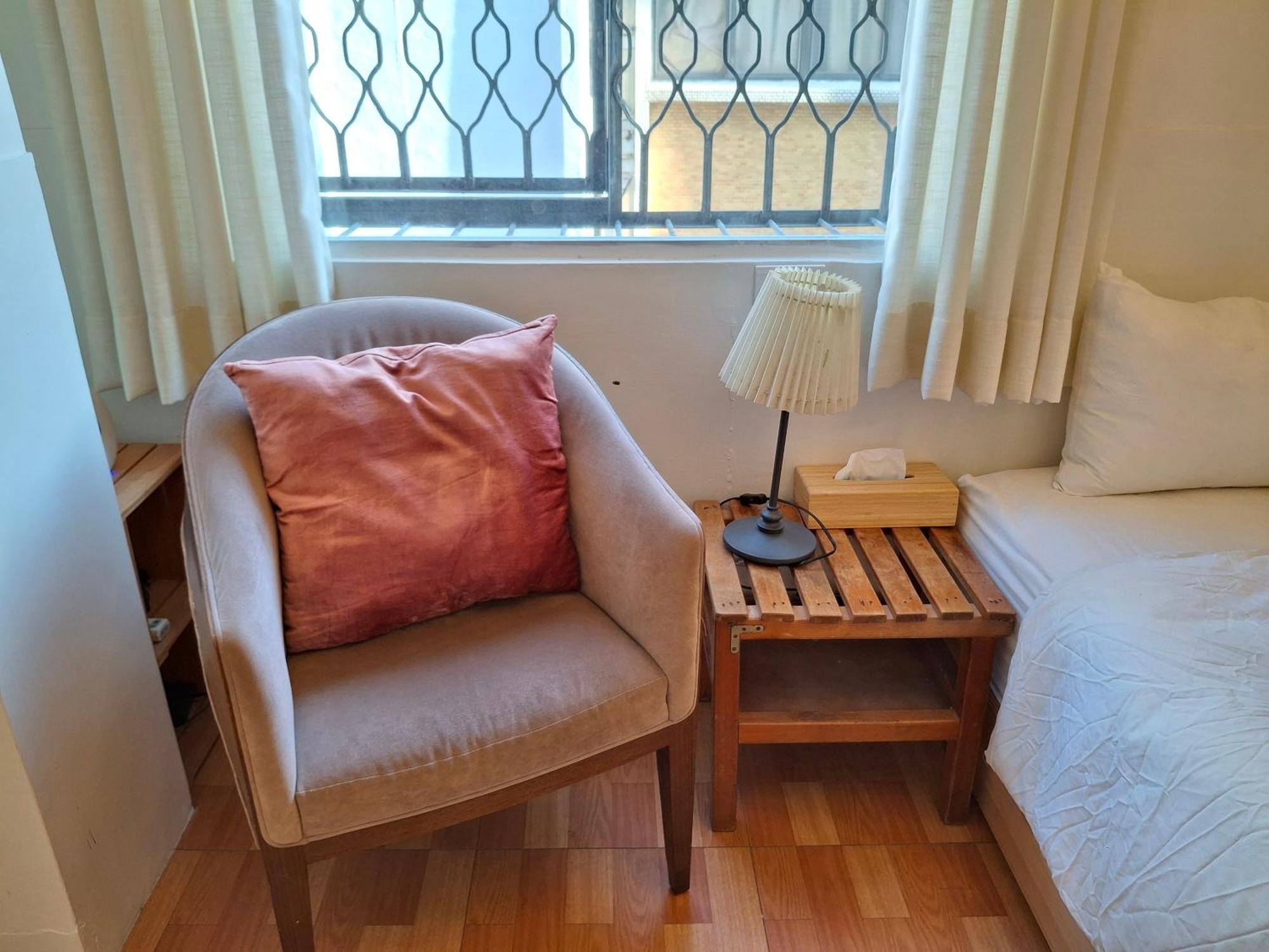 立秝禾 每層獨房 Villa為三樓以上全包層 亦可全包棟 Tainan Exterior photo