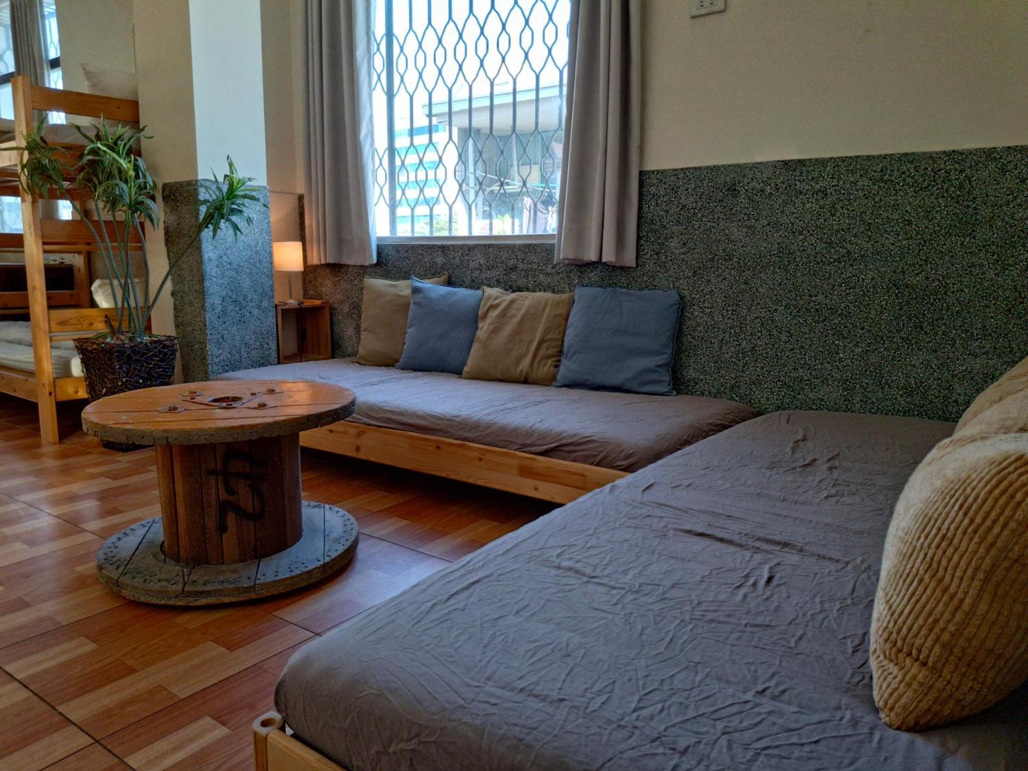 立秝禾 每層獨房 Villa為三樓以上全包層 亦可全包棟 Tainan Exterior photo